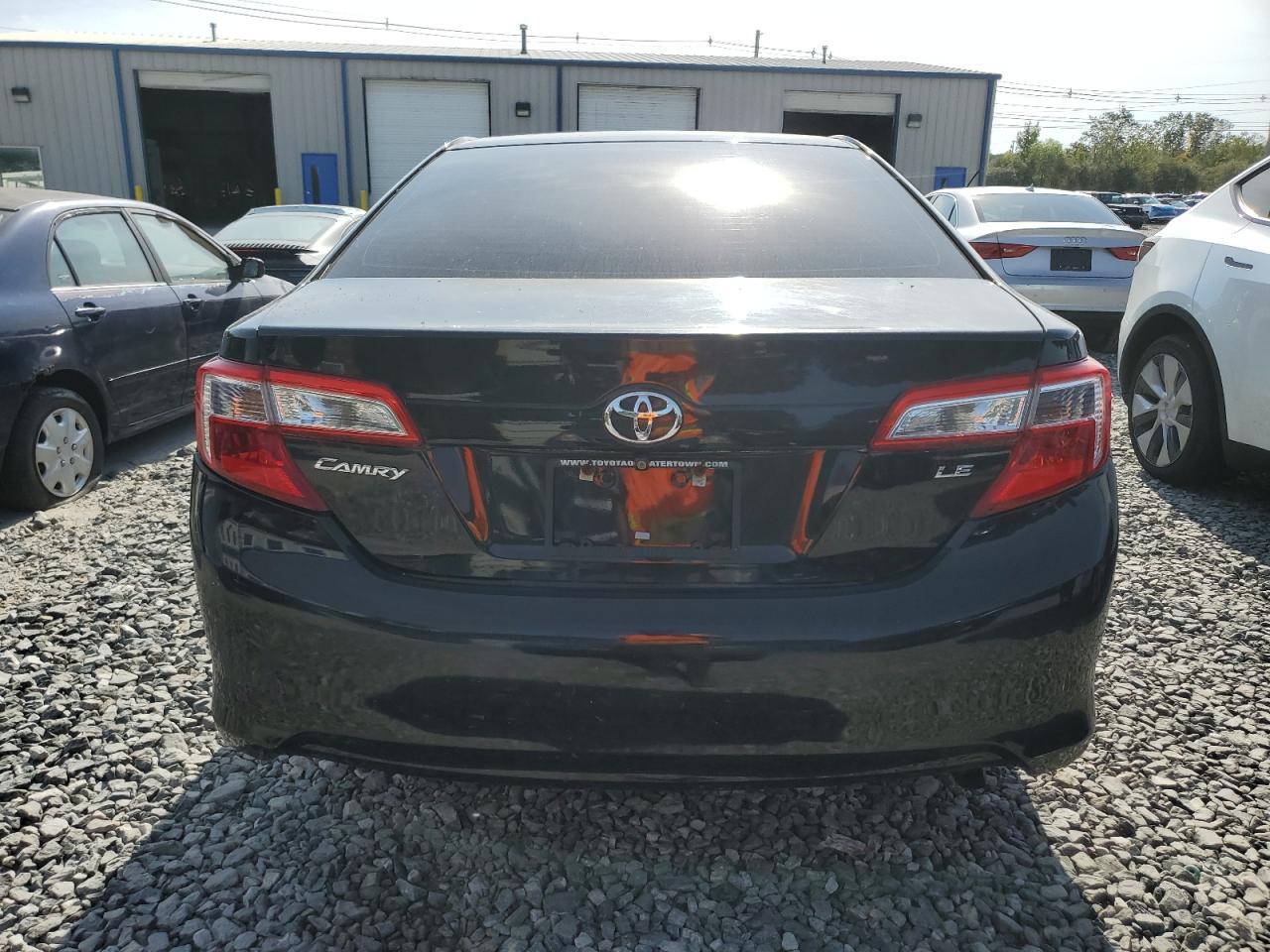 2013 Toyota Camry Le - Image 6