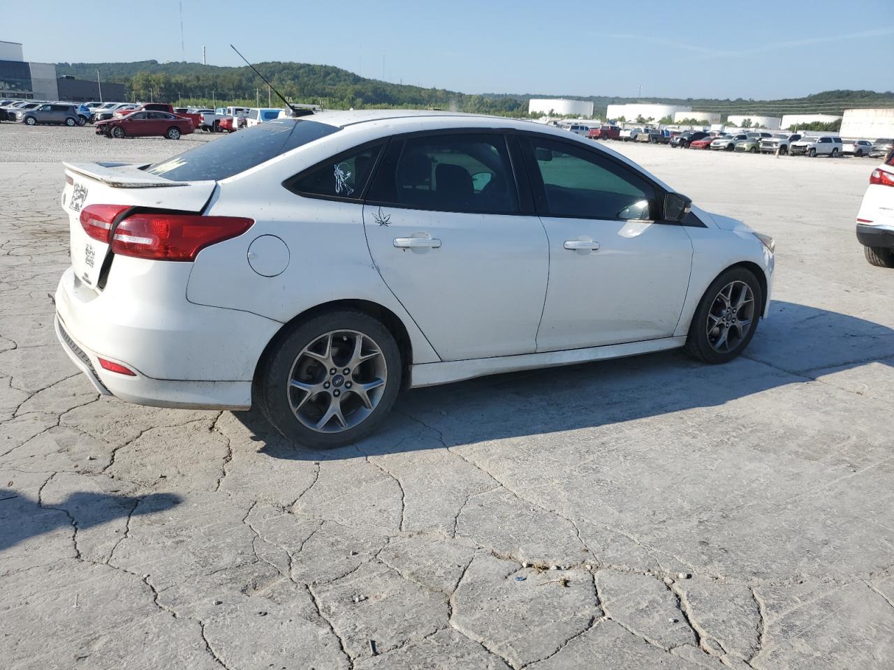 2015 Ford Focus Se - Фото 3