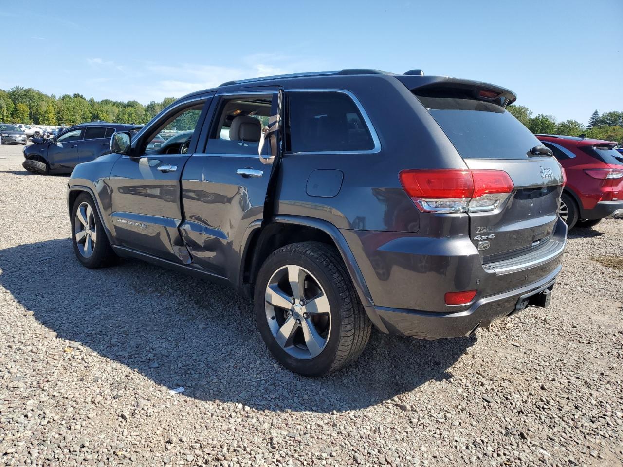 2014 Jeep Grand Cherokee Overland - Image 2
