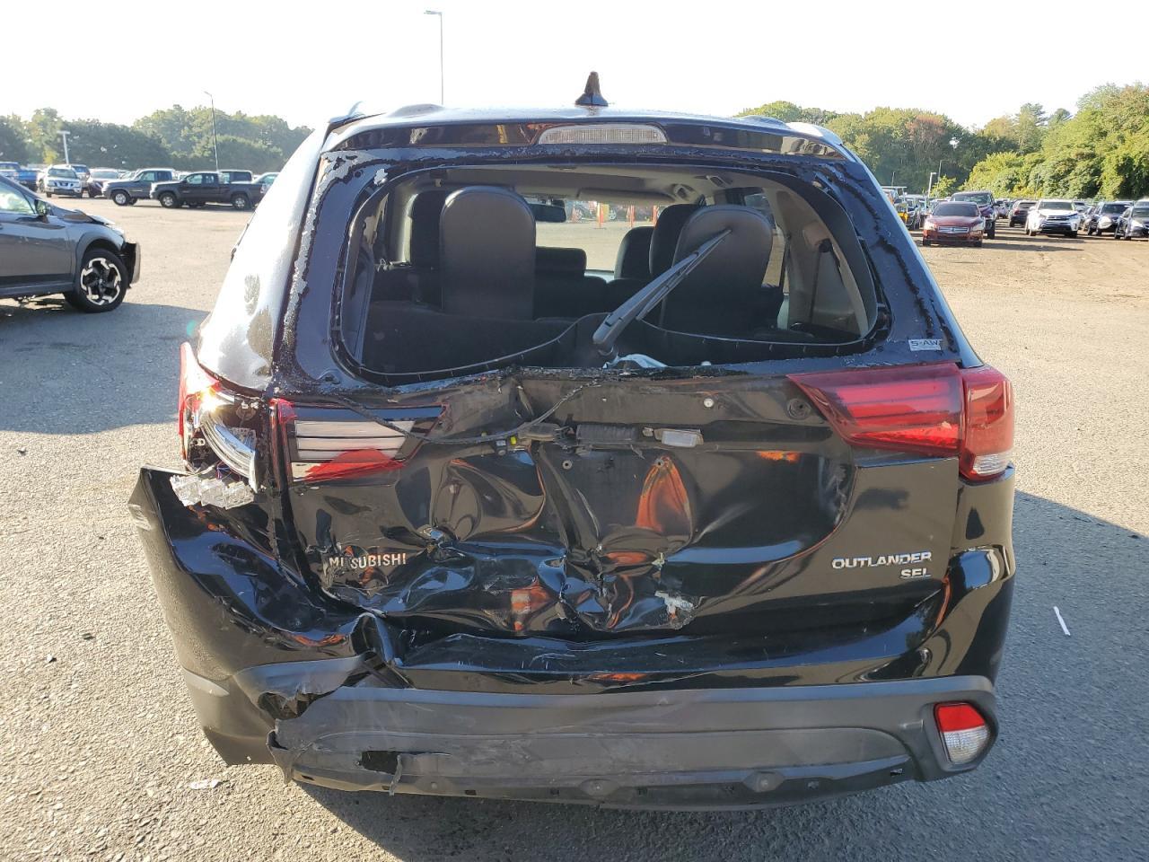 2018 Mitsubishi Outlander Se - Image 6