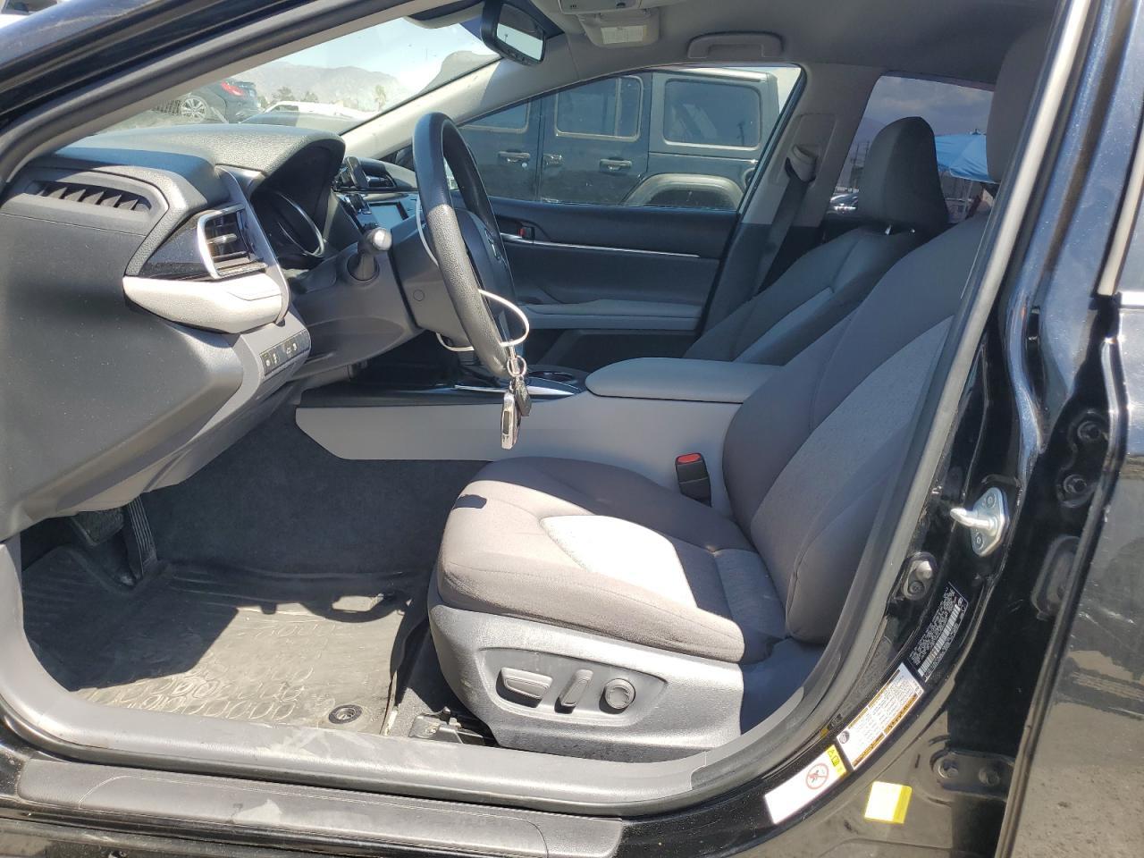 2018 Toyota Camry L - Image 7