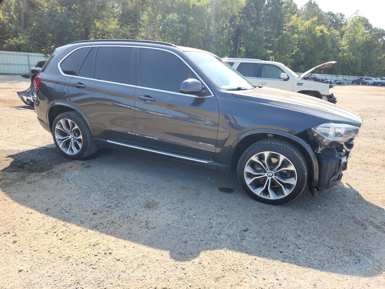 2015 BMW X5 xDrive35D - Image 4