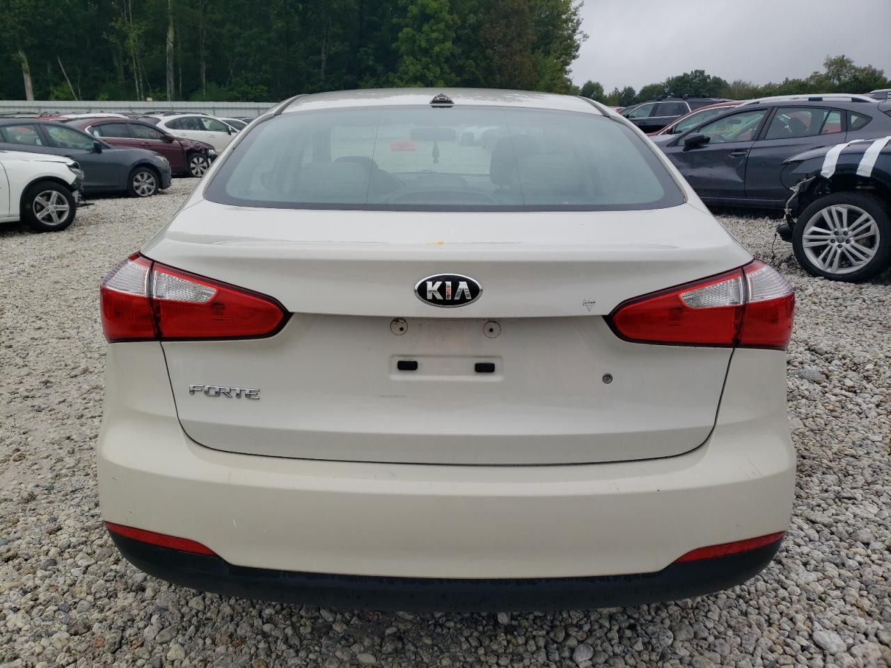 2015 Kia Forte Lx - Image 6