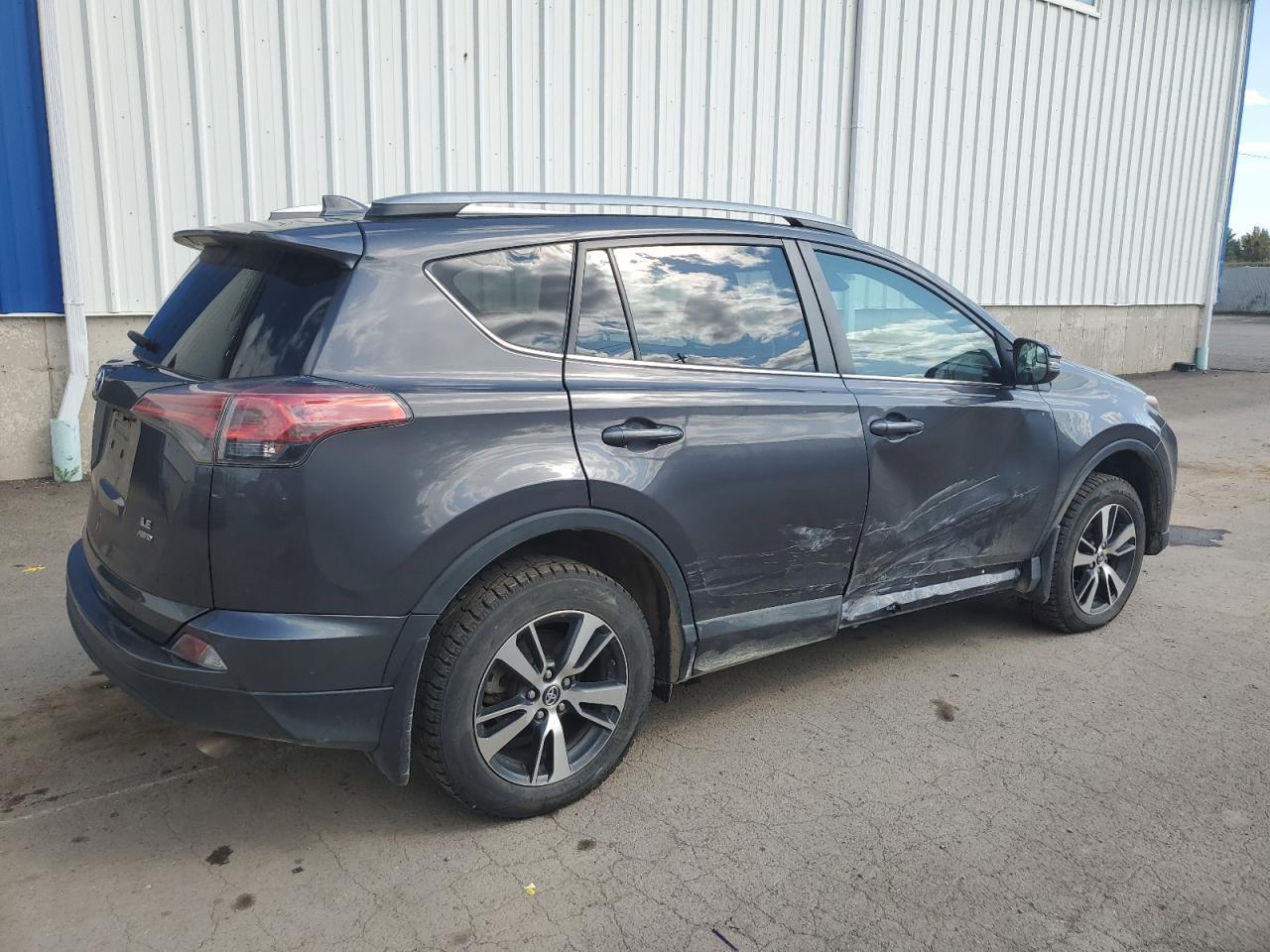 2018 Toyota Rav4 Le - Фото 3