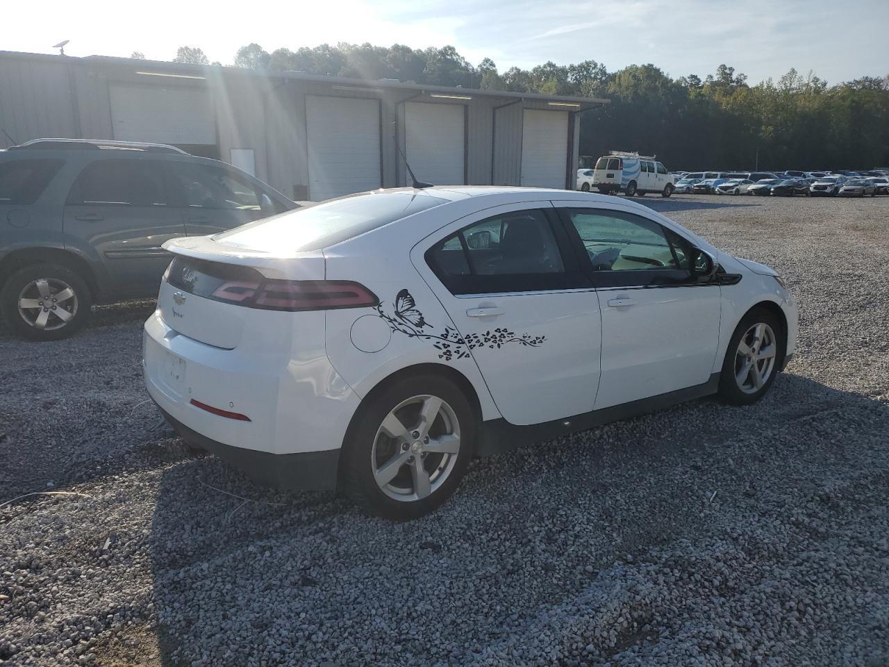 2013 Chevrolet Volt - Фото 3