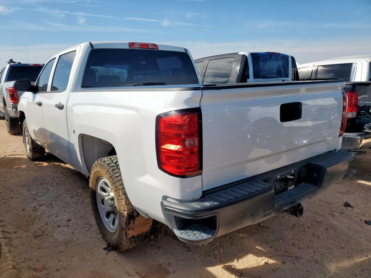 2015 Chevrolet Silverado K1500 - Image 2