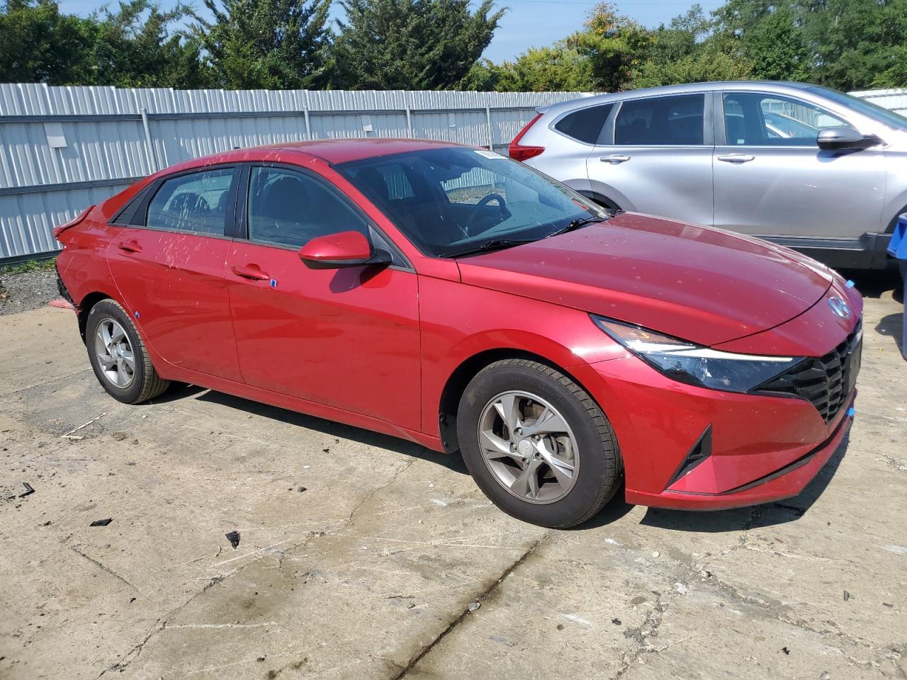 2021 Hyundai Elantra Se - Фото 4