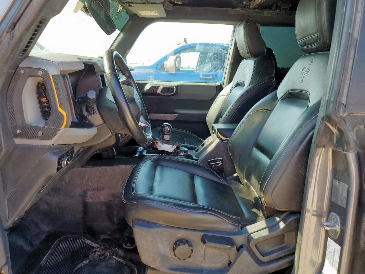 2023 Ford Bronco Base - Image 7