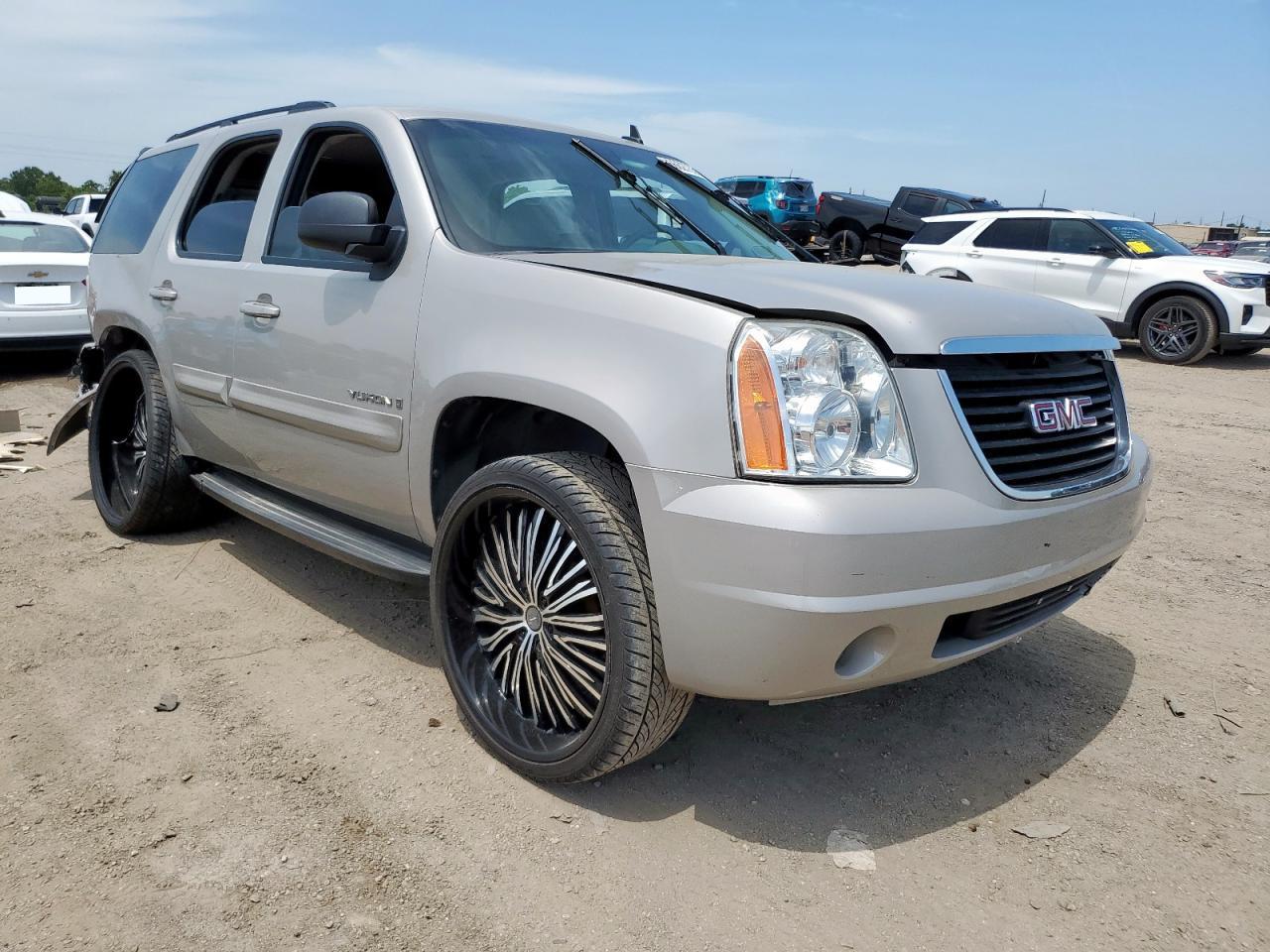 2009 GMC Yukon Sle - Фото 4