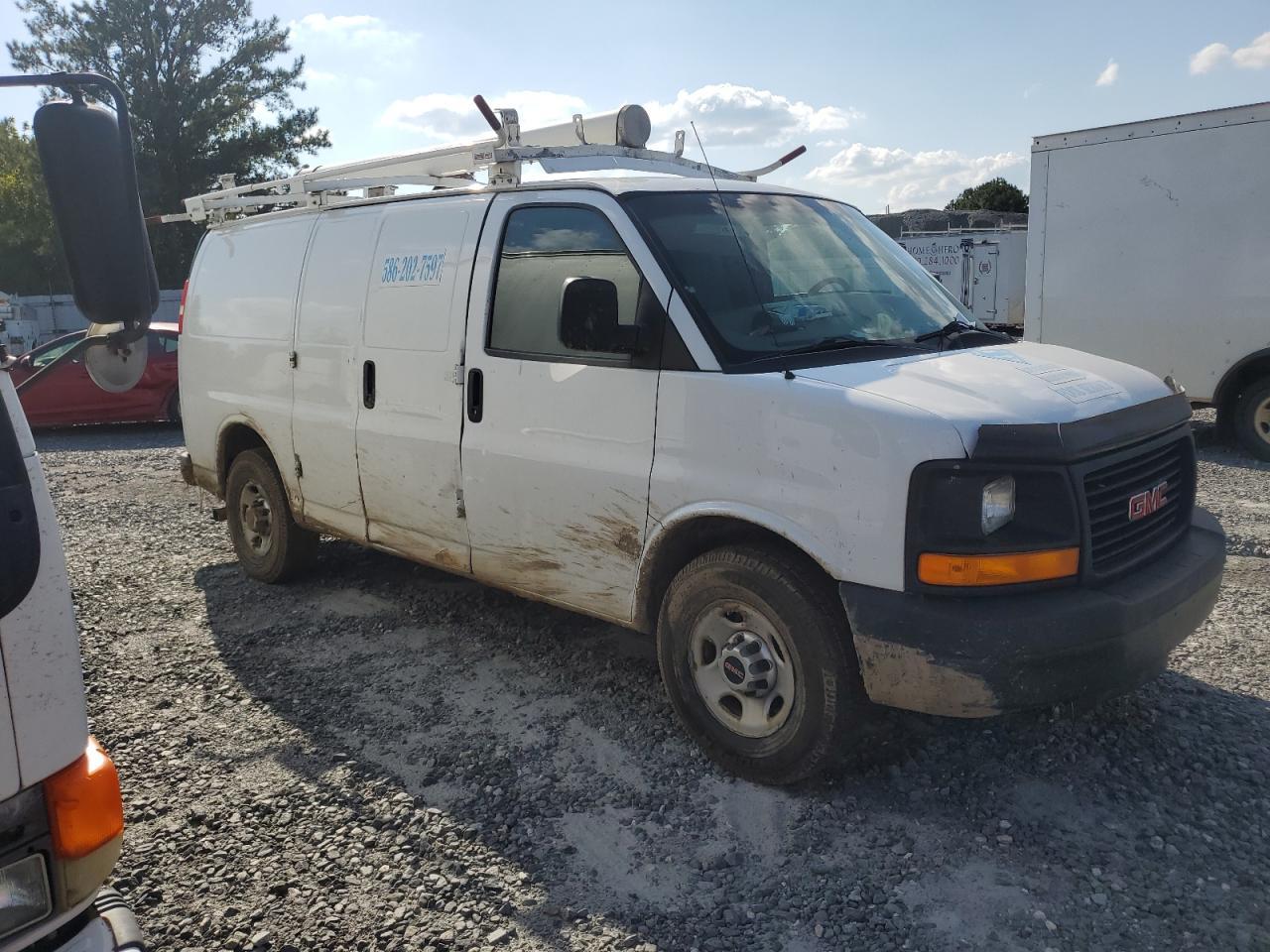 2012 GMC Savana G2500 - Image 4