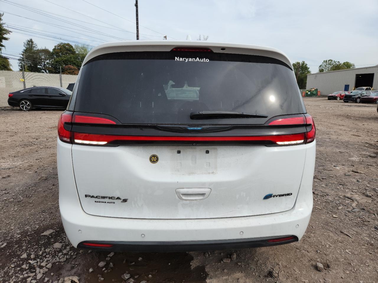 2021 Chrysler Pacifica Hybrid Touring L - Фото 6