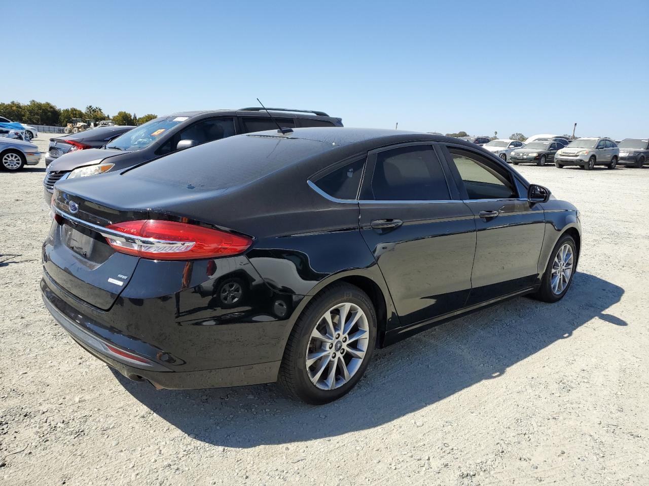 2017 Ford Fusion Se - Фото 3