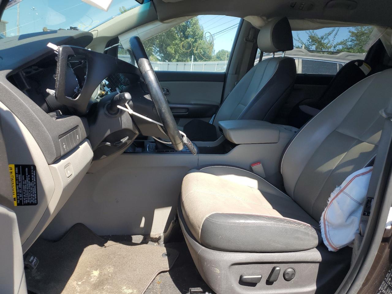 2017 Kia Sedona Lx - Фото 7