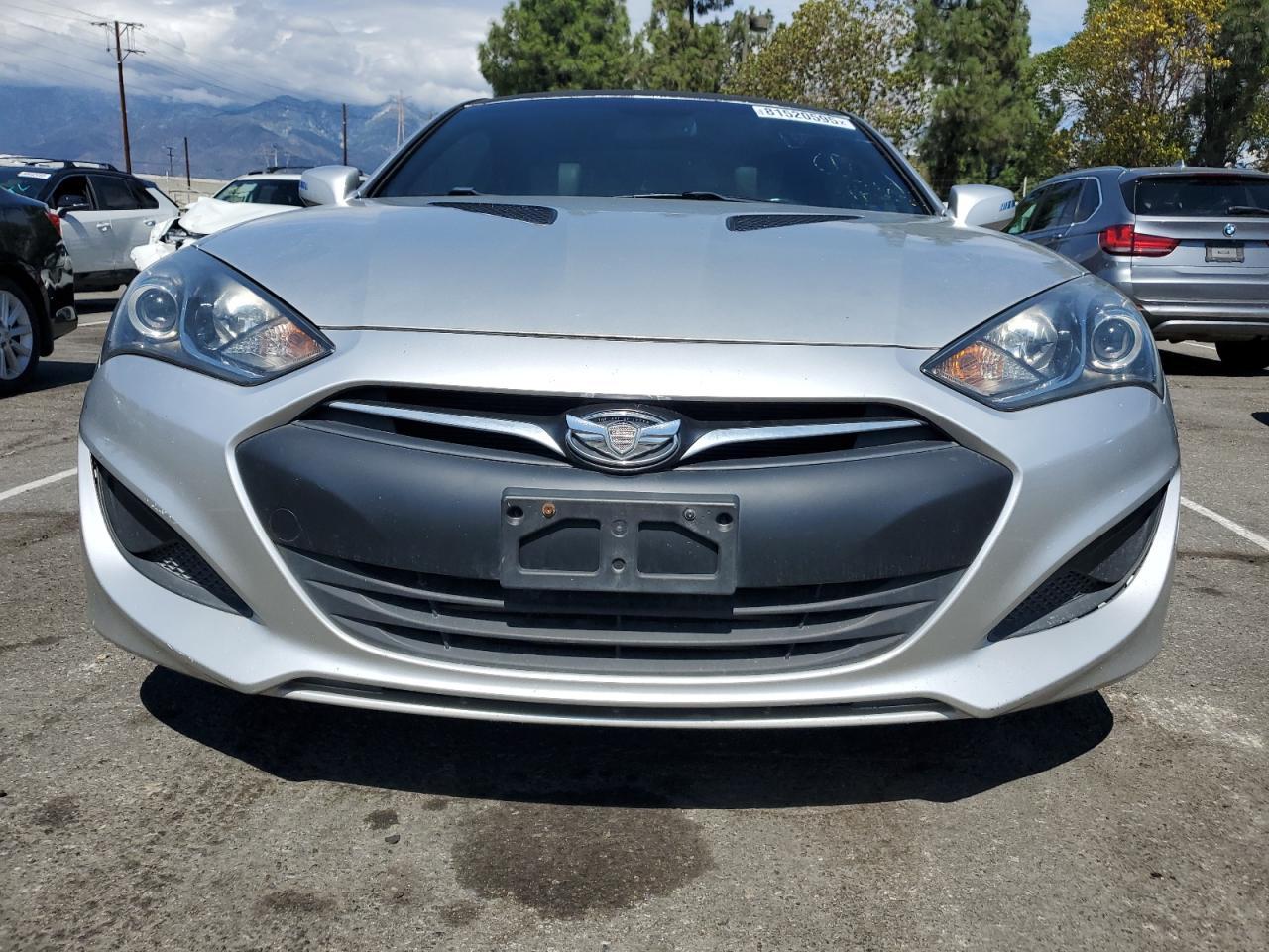 2013 Hyundai Genesis Coupe 2.0T - Image 5