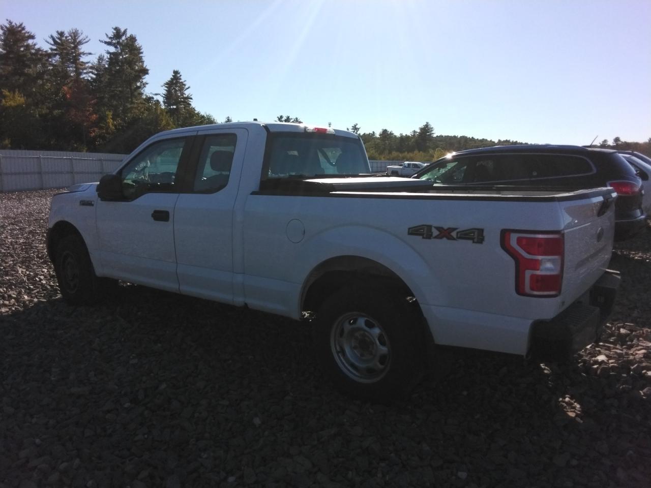 2019 Ford F150 Super Cab - Фото 2