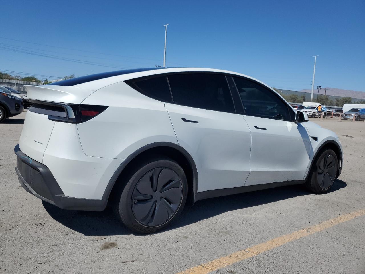2026 Tesla Model Y - Image 3