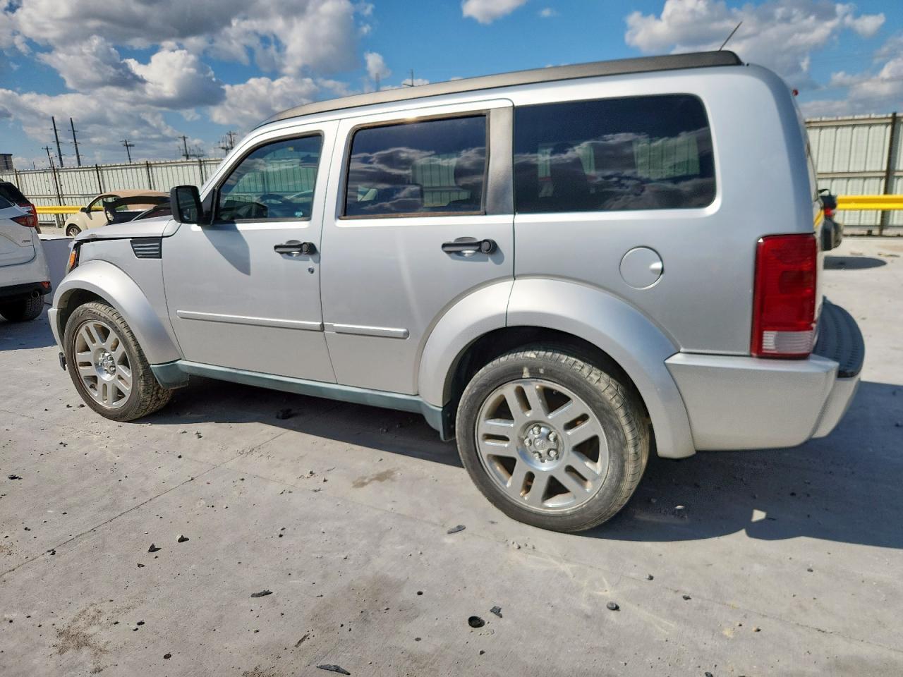 2011 Dodge Nitro Heat - Image 2