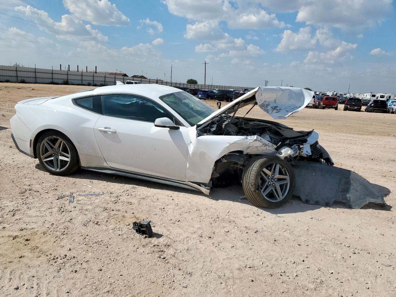 2024 Ford Mustang - Фото 4