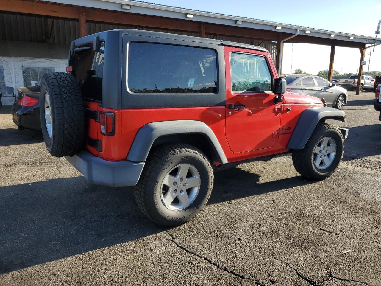 2016 Jeep Wrangler Sport - Фото 3