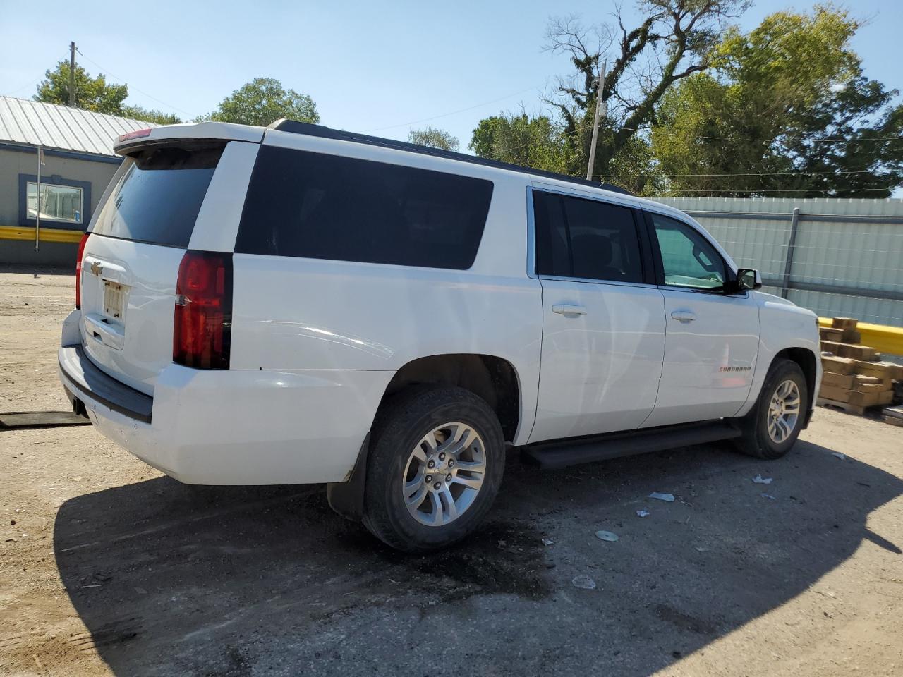 2019 Chevrolet Suburban K1500 Ls - Фото 3
