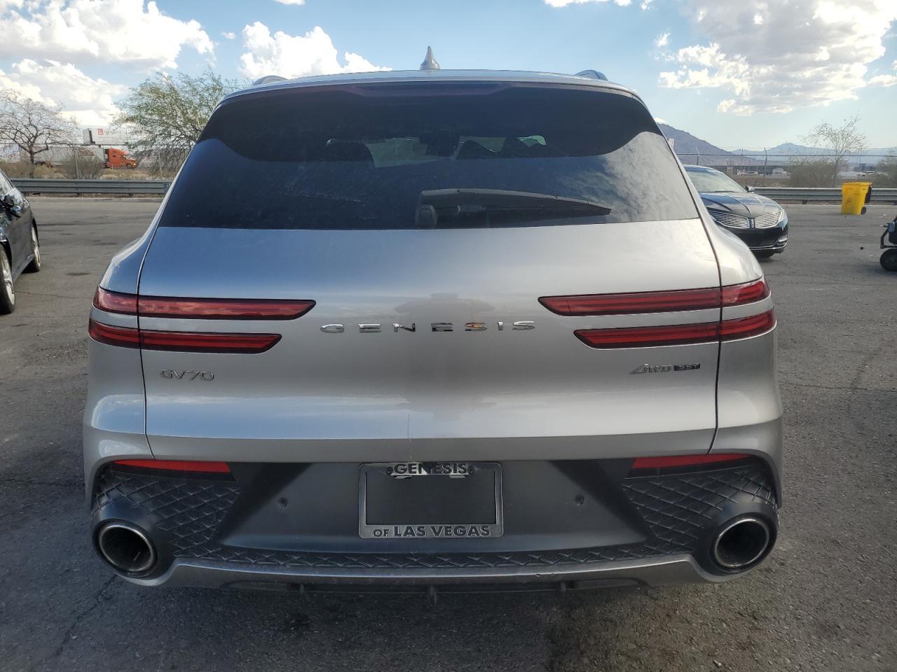 2022 Genesis Gv70 Base - Image 6