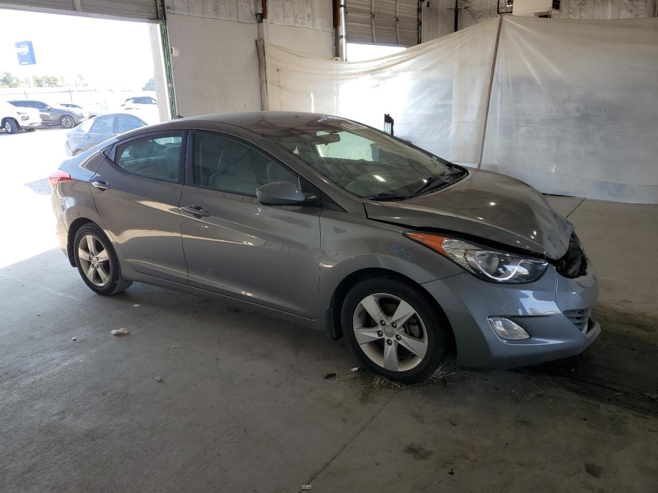 2013 Hyundai Elantra Gls - Фото 4