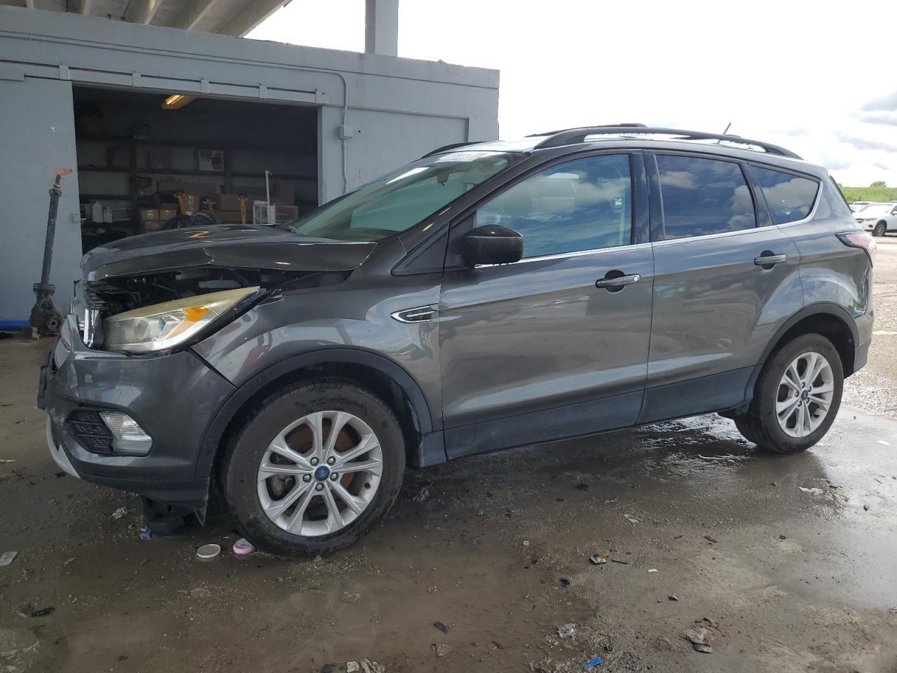 2018 Ford Escape Sel