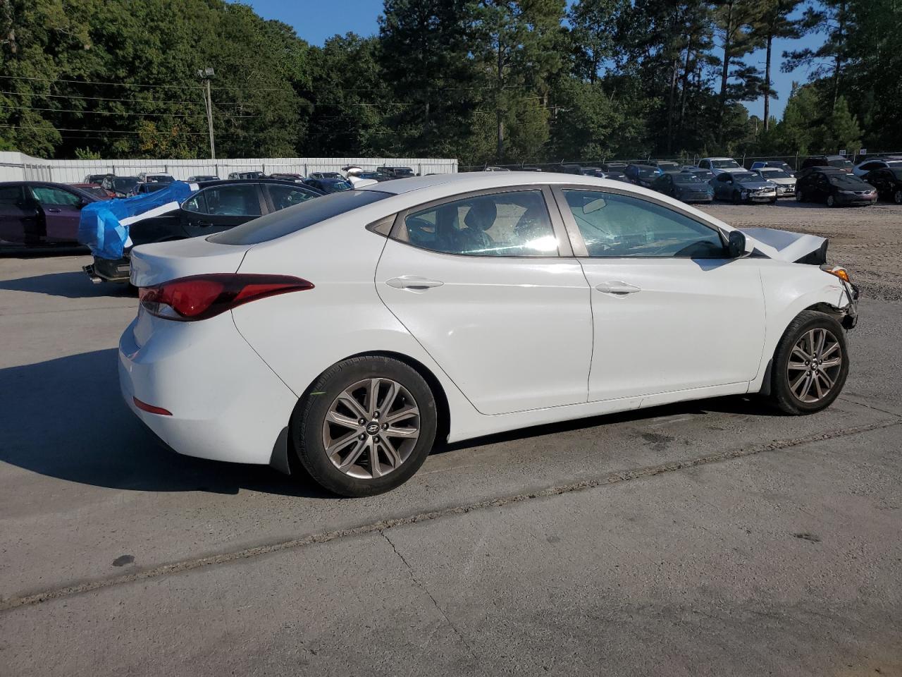 2016 Hyundai Elantra Se - Image 3