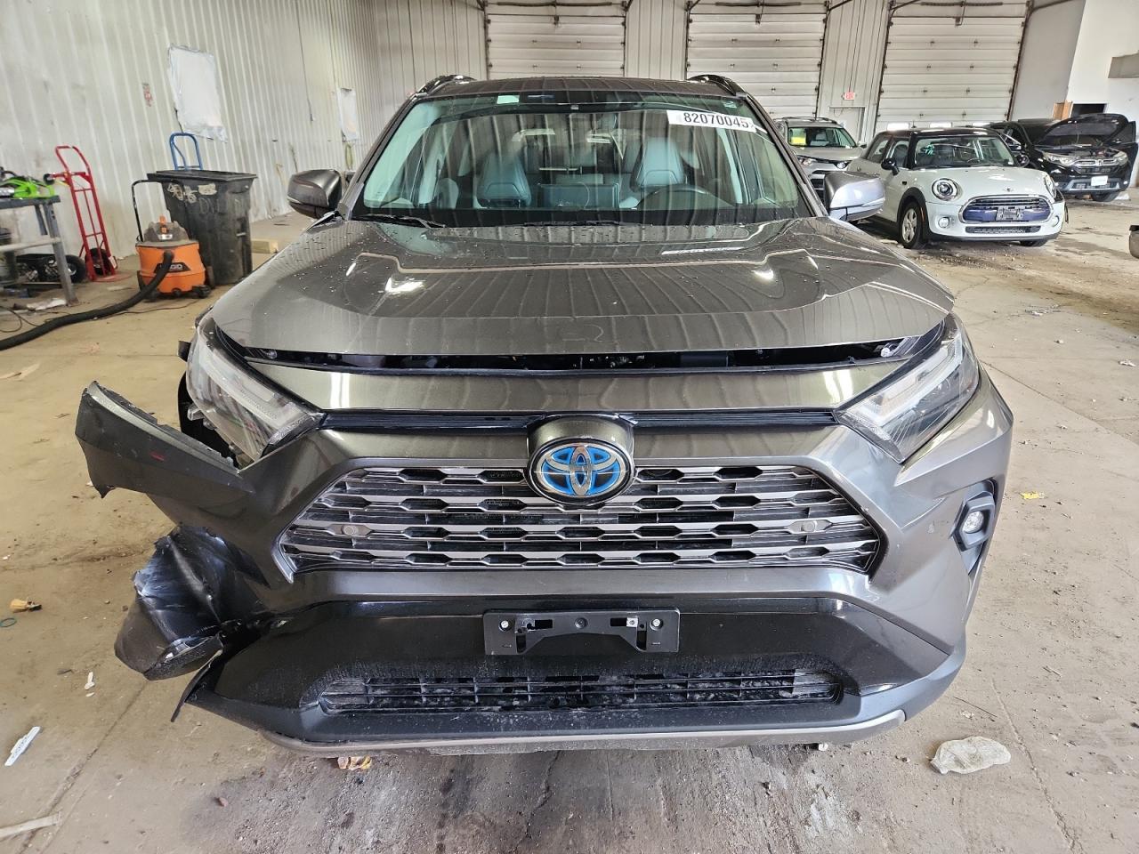 2022 Toyota Rav4 Limited - Image 5