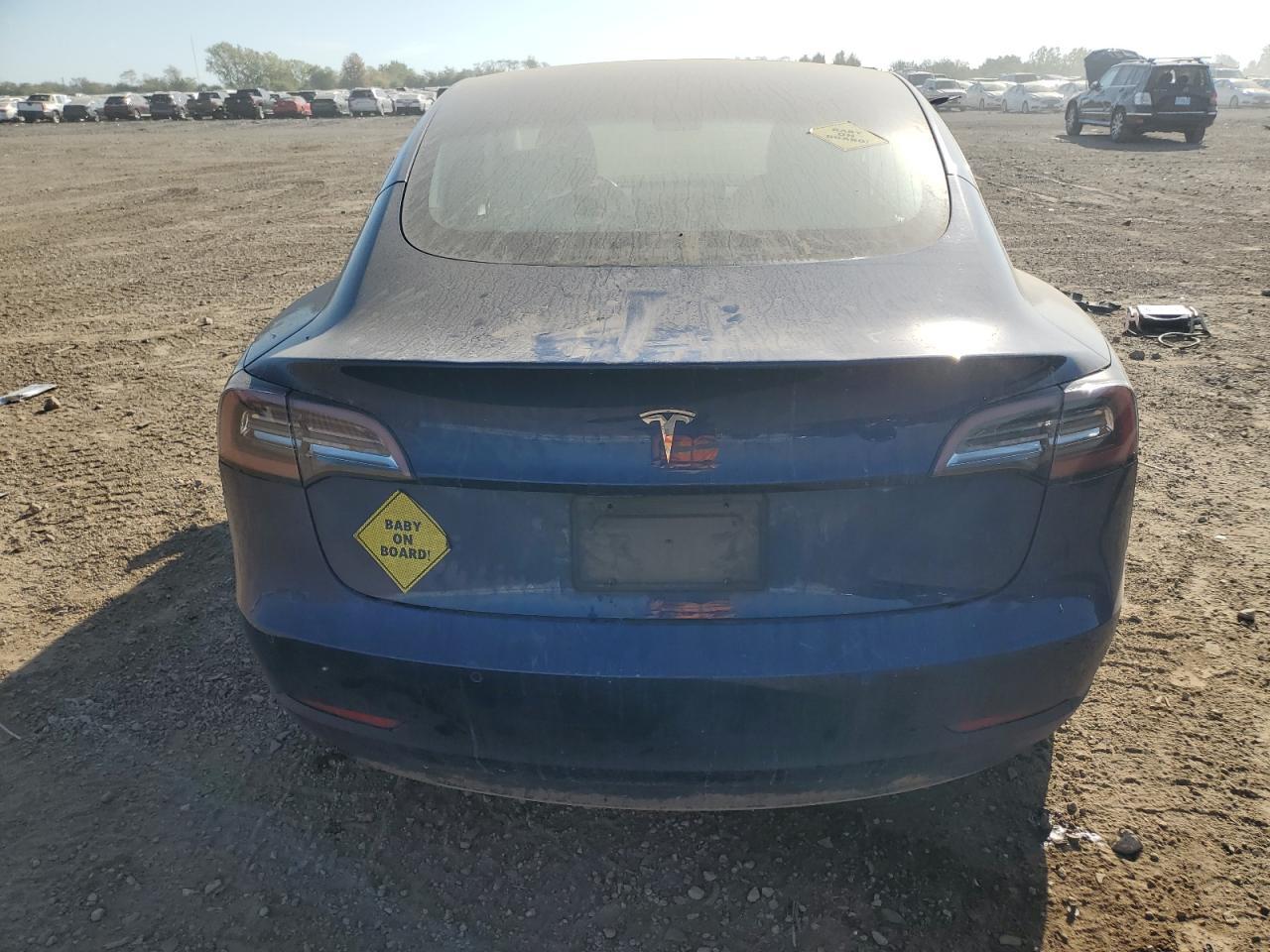2019 Tesla Model 3 - Фото 6