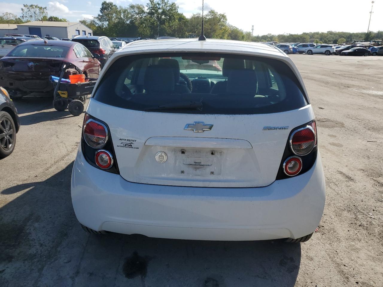 2014 Chevrolet Sonic Ls - Фото 6