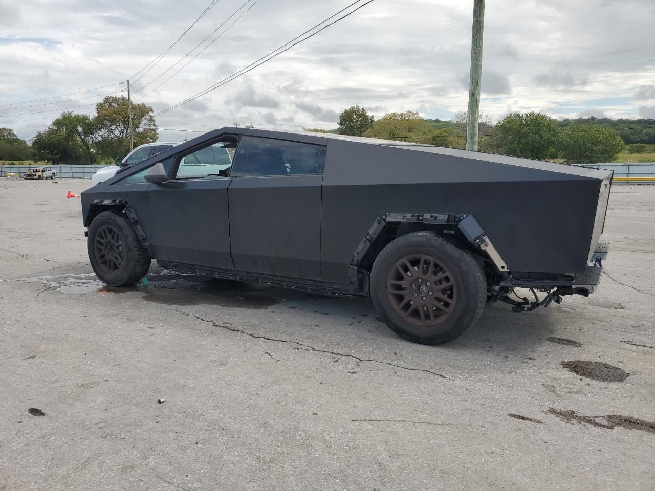 2024 Tesla Cybertruck - Фото 2
