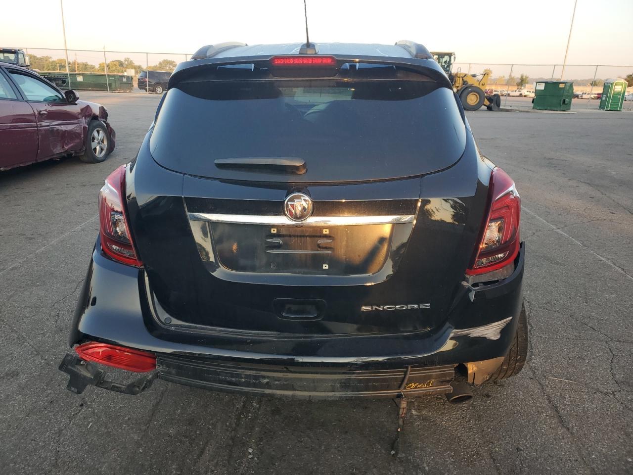 2019 Buick Encore Sport Touring - Фото 6