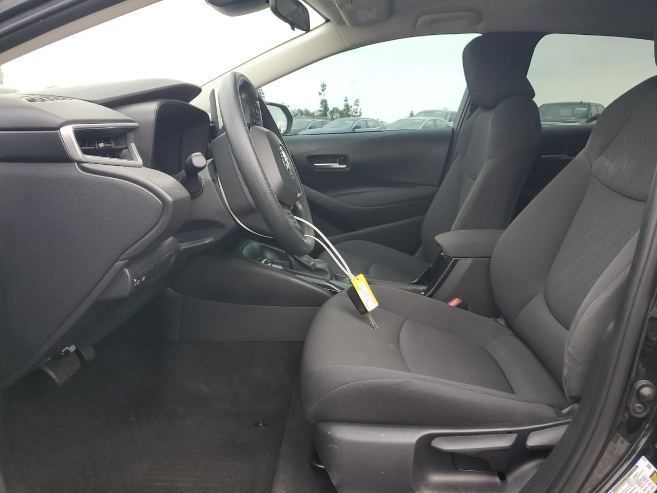 2021 Toyota Corolla Le - Image 7