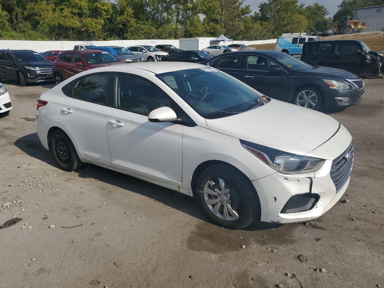 2019 Hyundai Accent Se - Фото 4