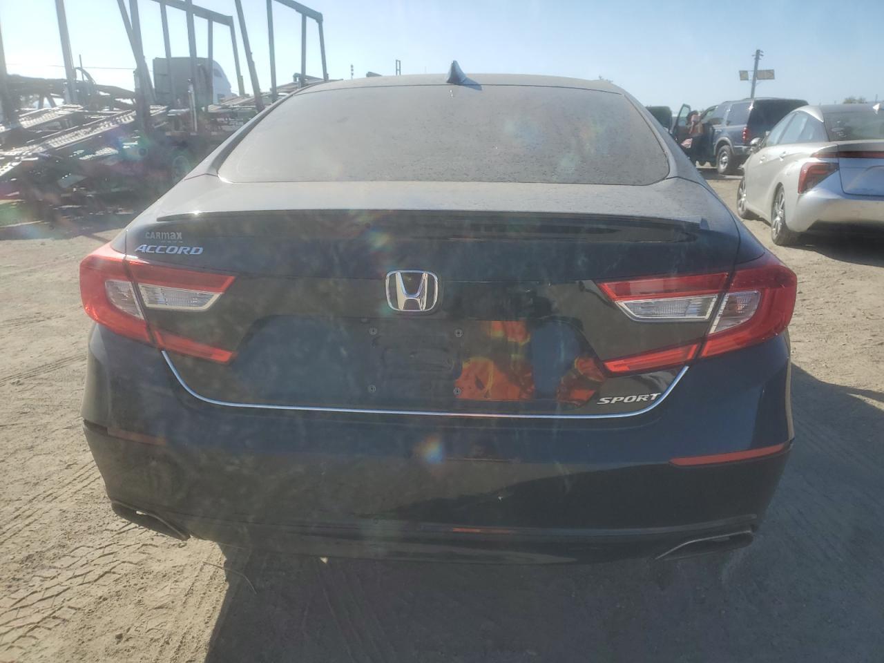 2018 Honda Accord Sport - Image 6