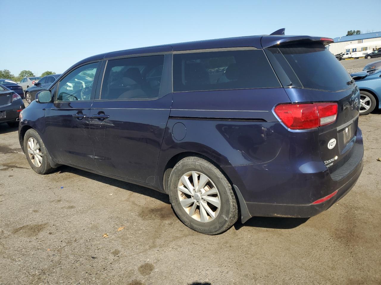 2018 Kia Sedona Lx - Фото 2