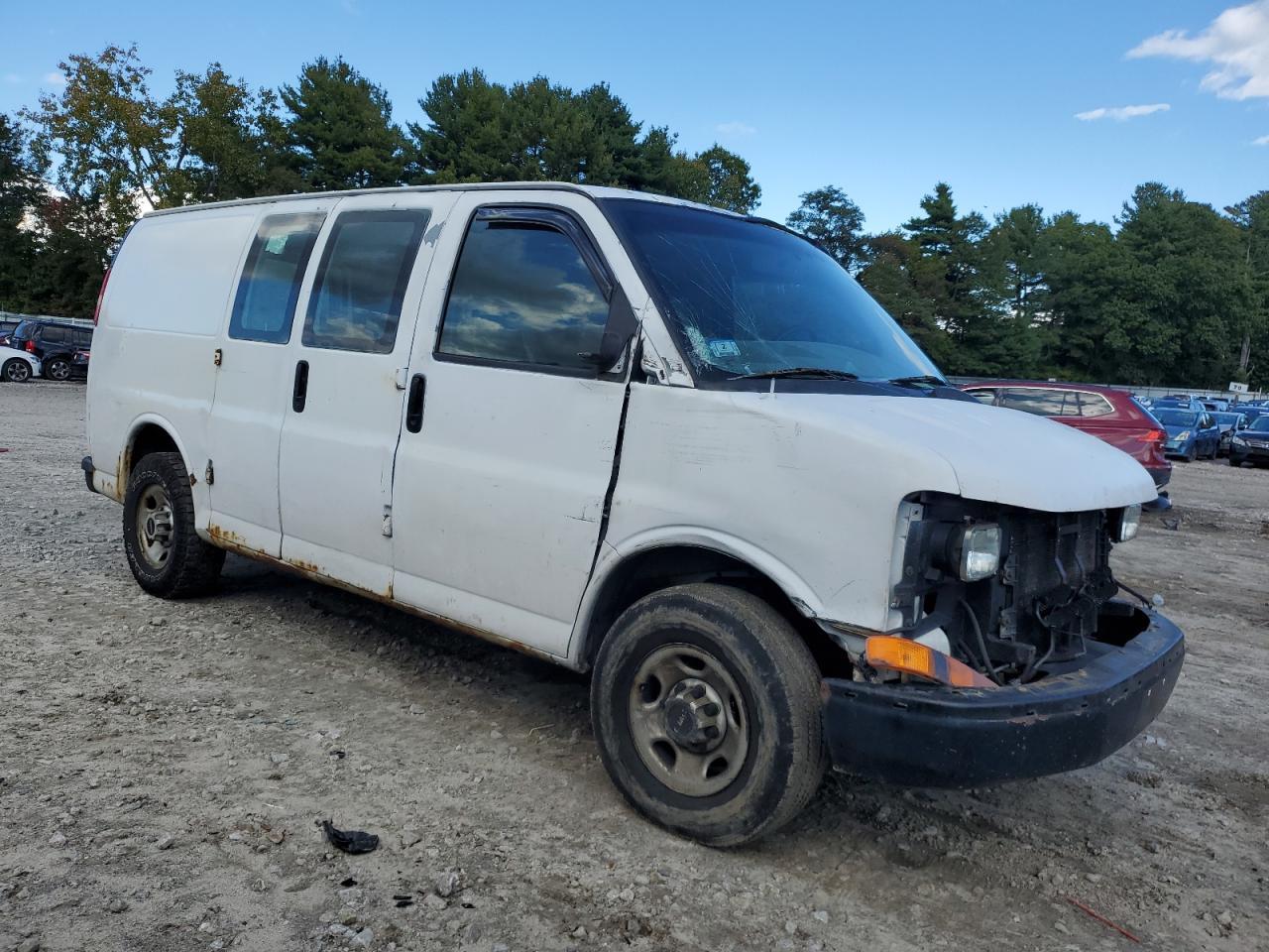 2007 GMC Savana G2500 - Image 4