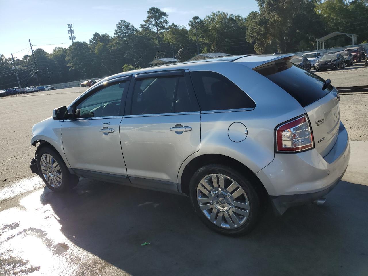 2010 Ford Edge Limited - Image 2
