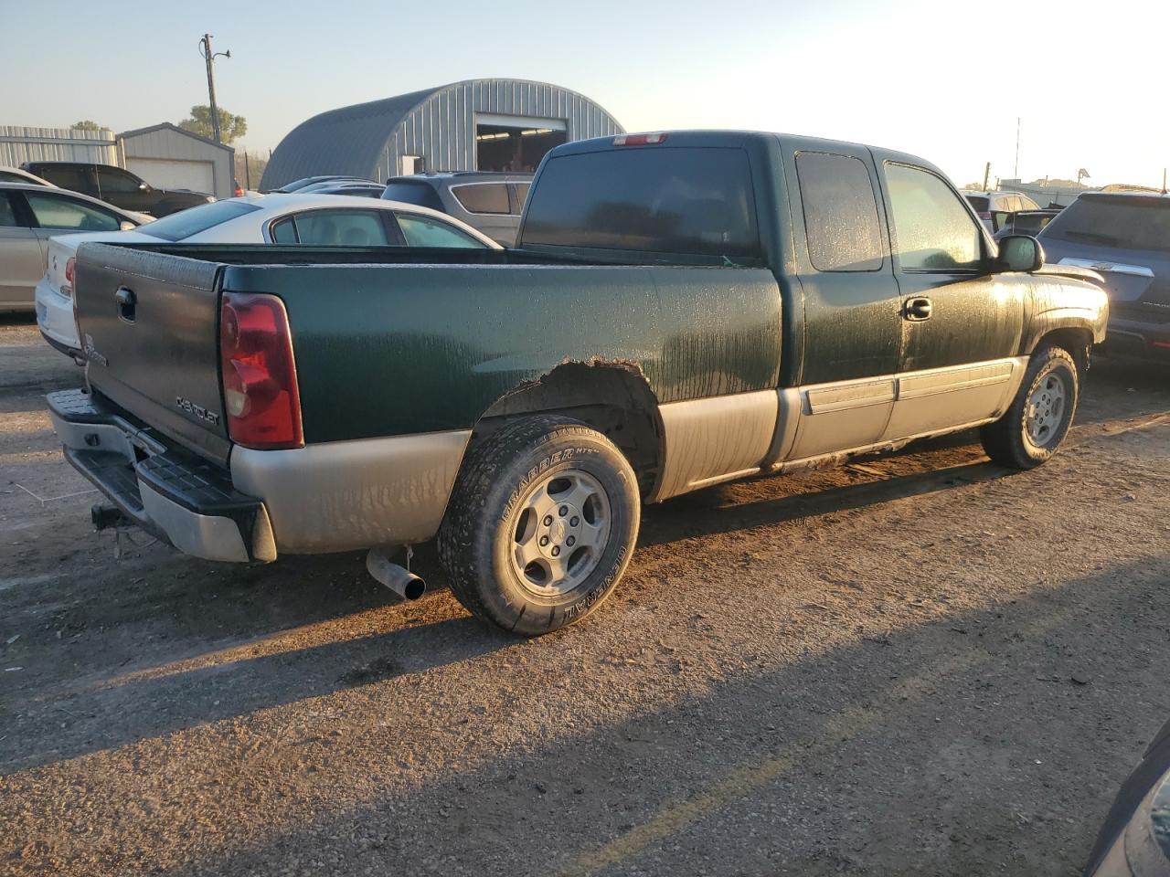 2003 Chevrolet Silverado C1500 - Фото 3