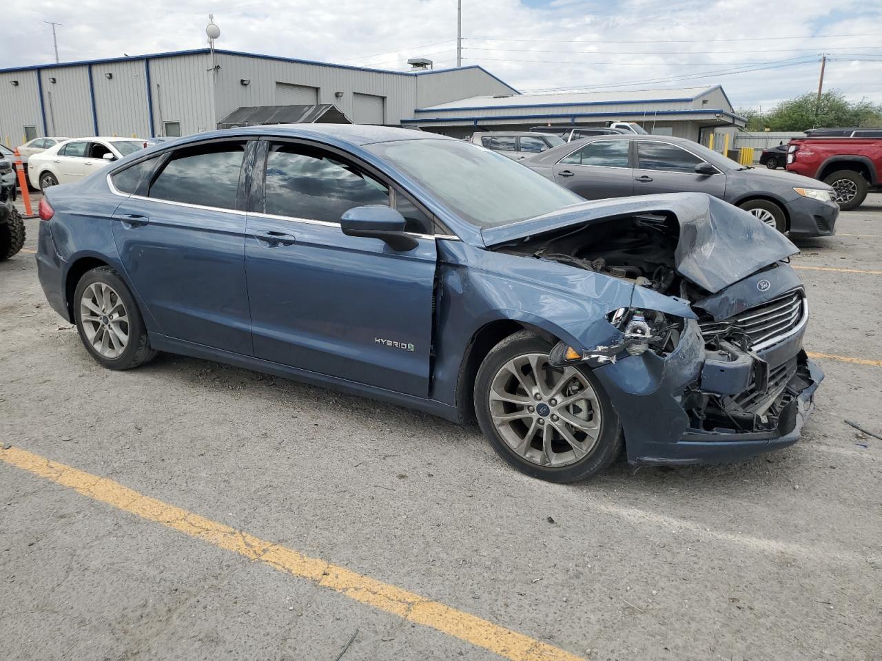 2019 Ford Fusion Se - Image 4