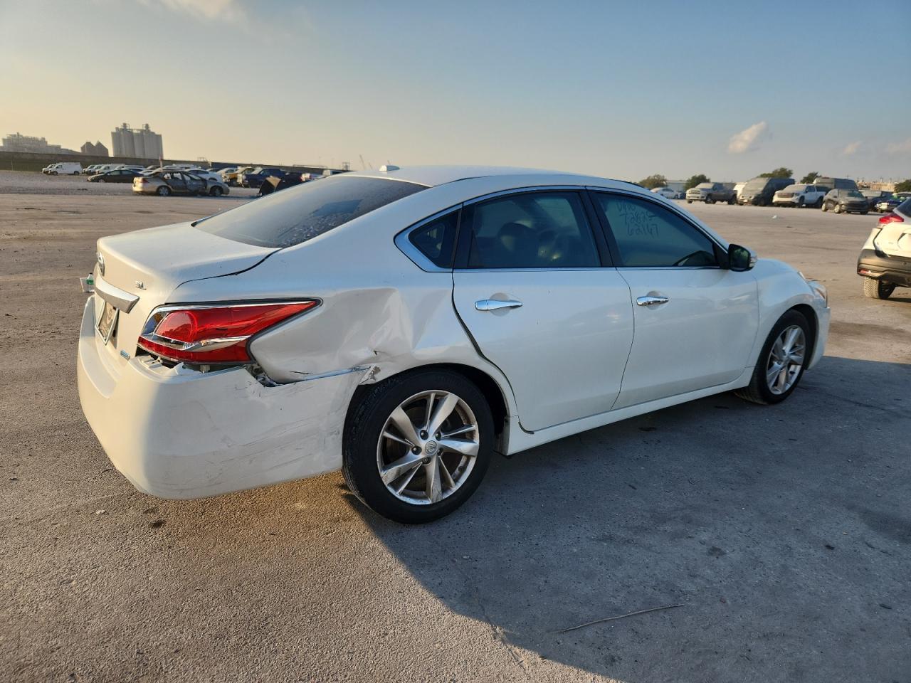 2013 Nissan Altima 2.5 - Фото 3