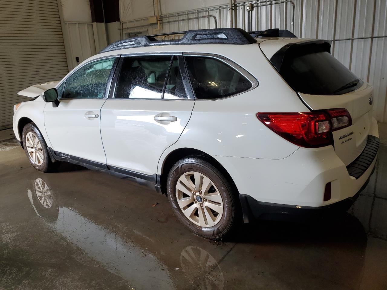2016 Subaru Outback 2.5I Premium - Фото 2