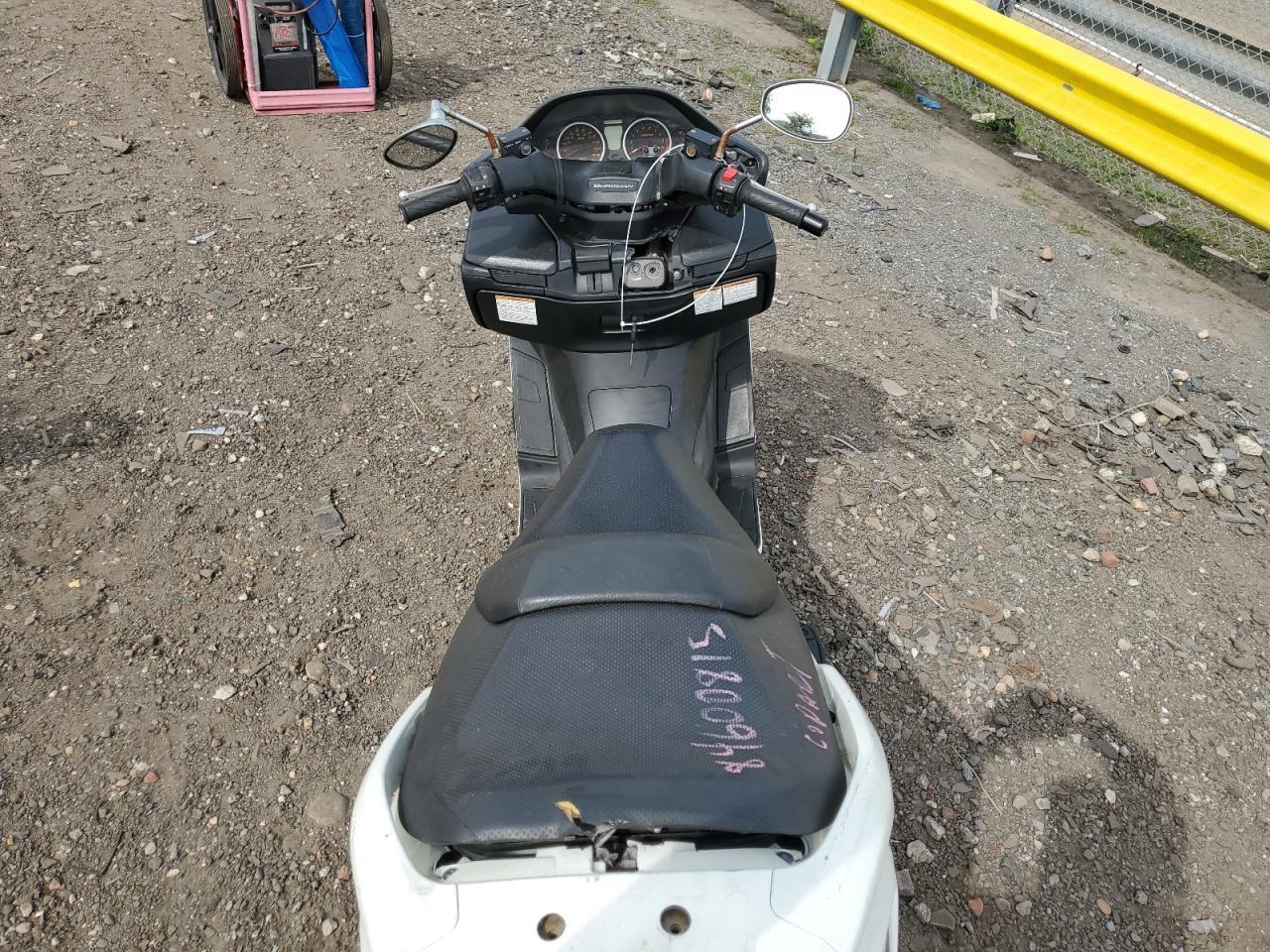 2011 Suzuki An400 A - Image 6