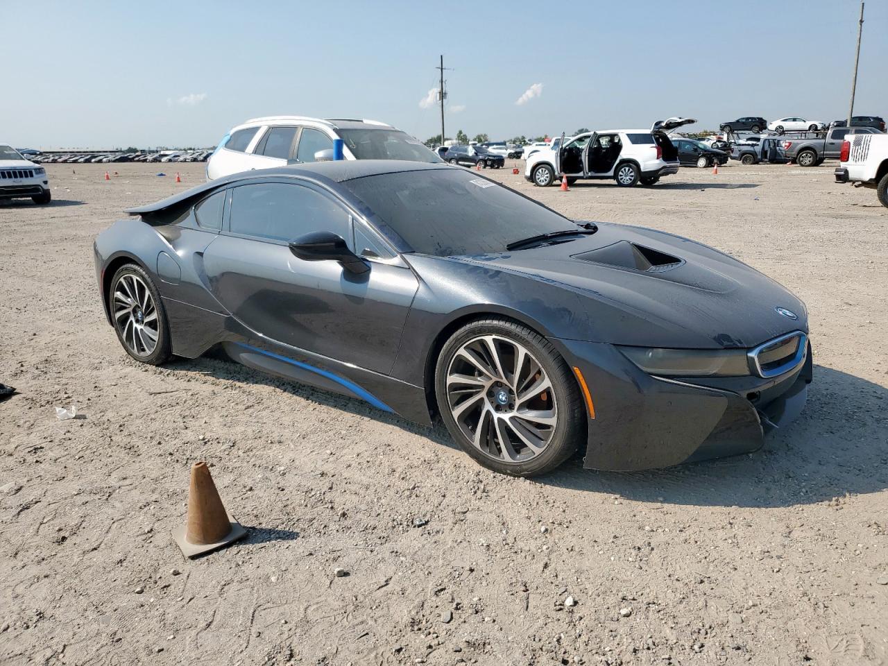 2015 BMW I8 - Фото 4