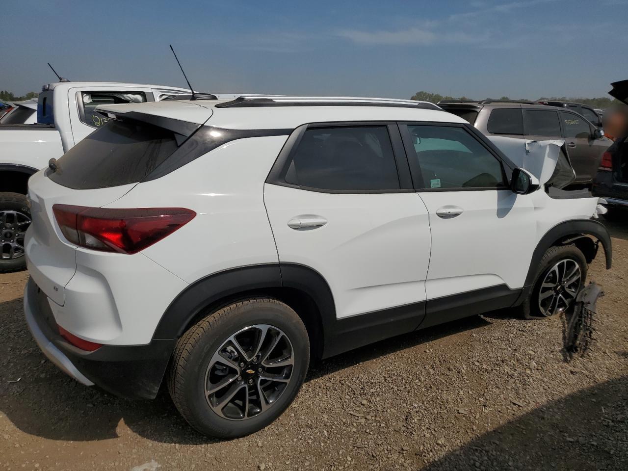 2025 Chevrolet Trailblazer Lt - Фото 3