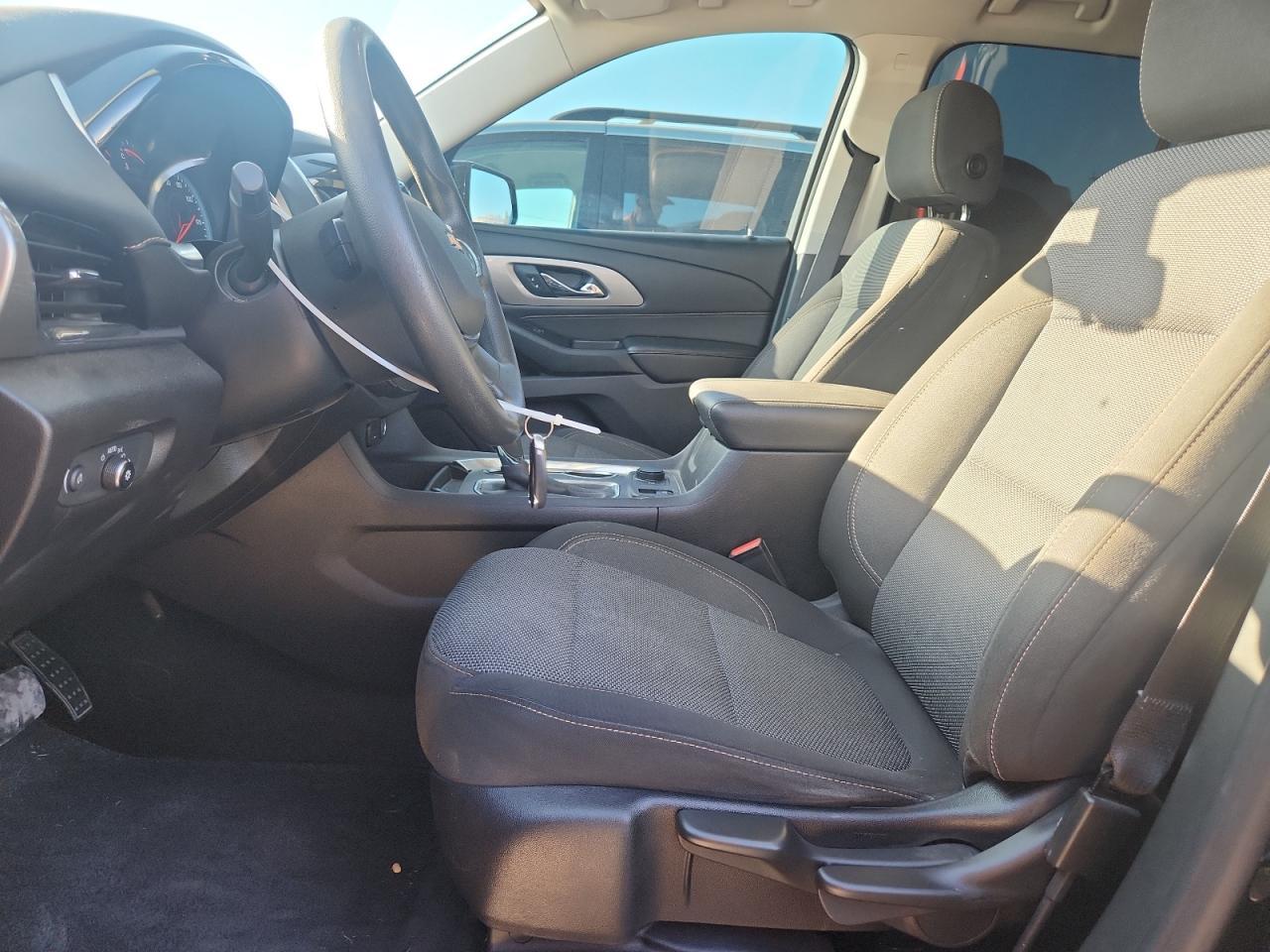 2019 Chevrolet Traverse Ls - Фото 7