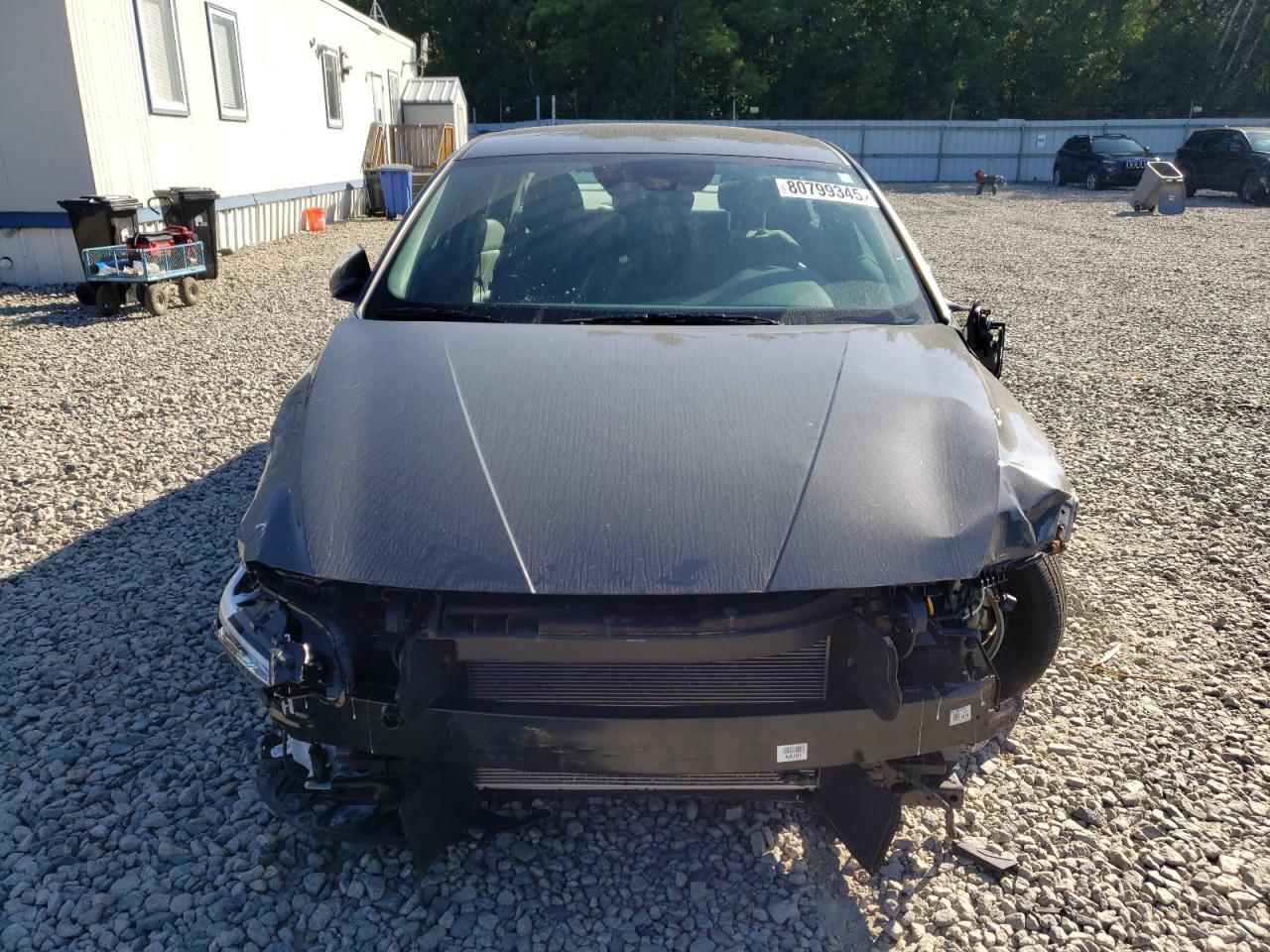 2025 Hyundai Elantra - Image 5