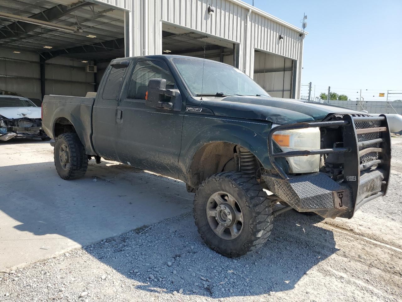 2011 Ford F250 Super Duty - Фото 4