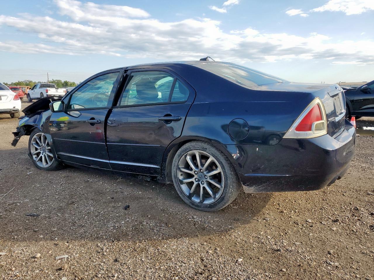 2009 Ford Fusion Se - Фото 2